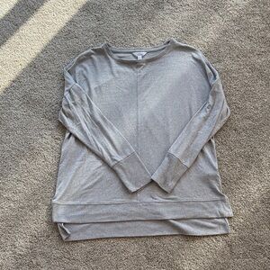 Time and Tru Heather Gray Knit Top